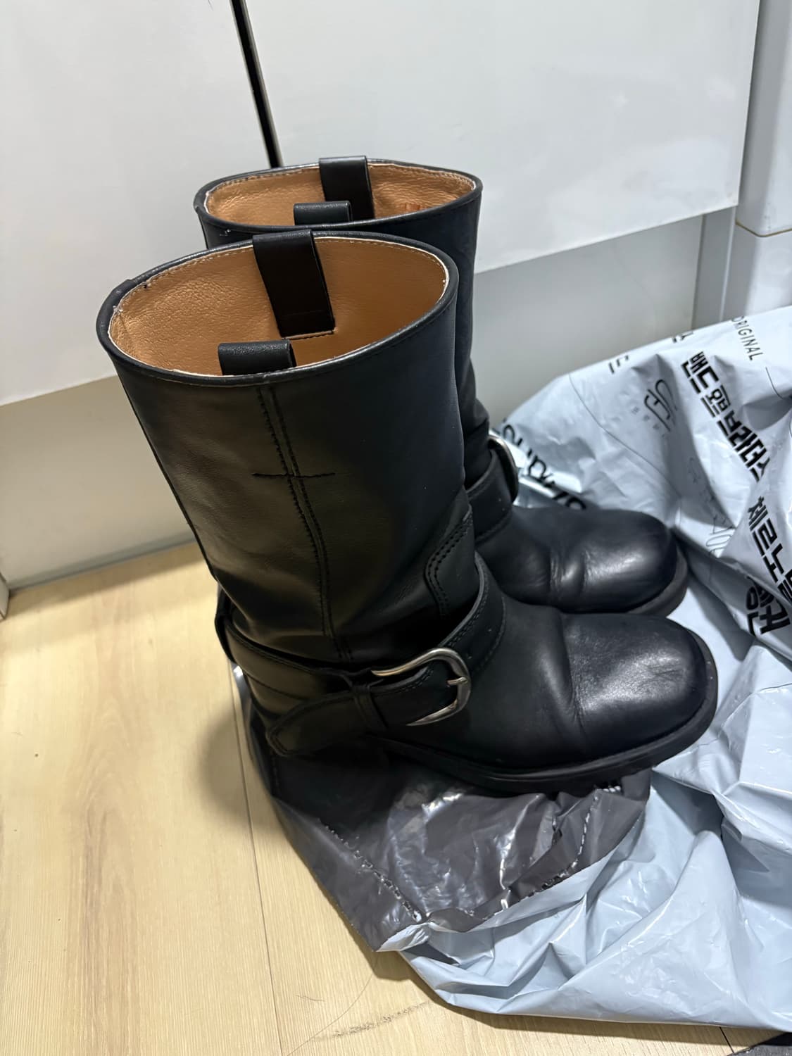 아카이브앱크 버클 부츠 상품이미지4