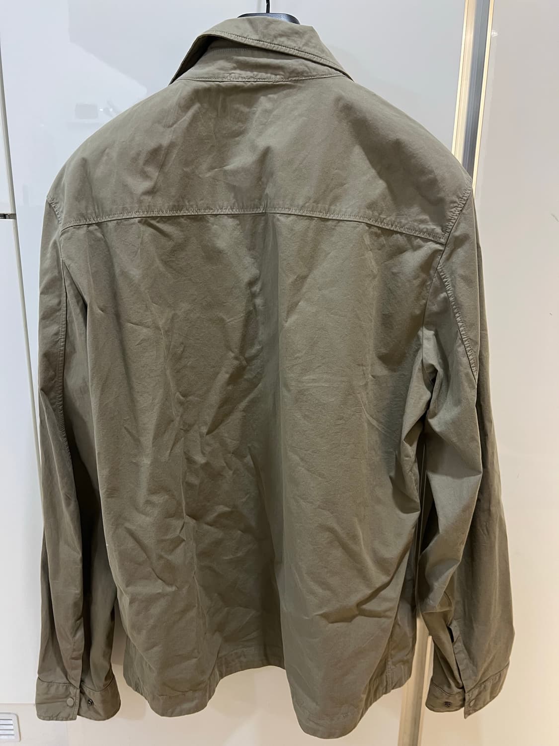 23fw cp컴퍼니 카키자켓 xl (새상품급,한정판) 상품이미지2