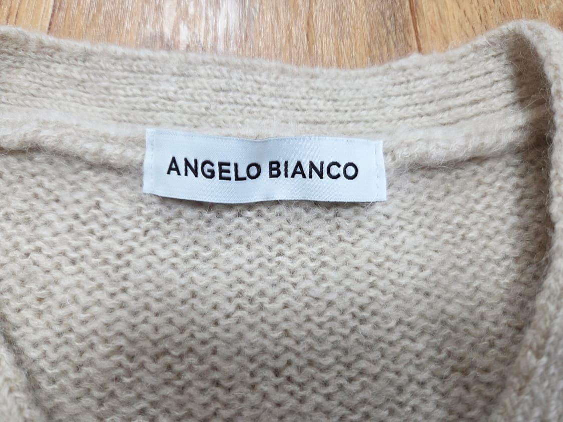 안젤로비안코(angelo bianco) 아무르 니트가디건  새상품  상품이미지9
