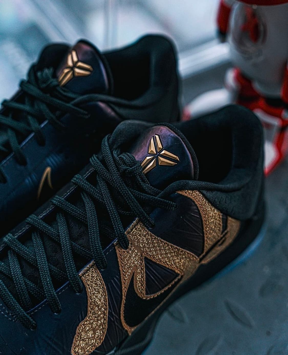 [295]나이키 코비5 프로트로 맘바 에그플랜트 상품이미지2