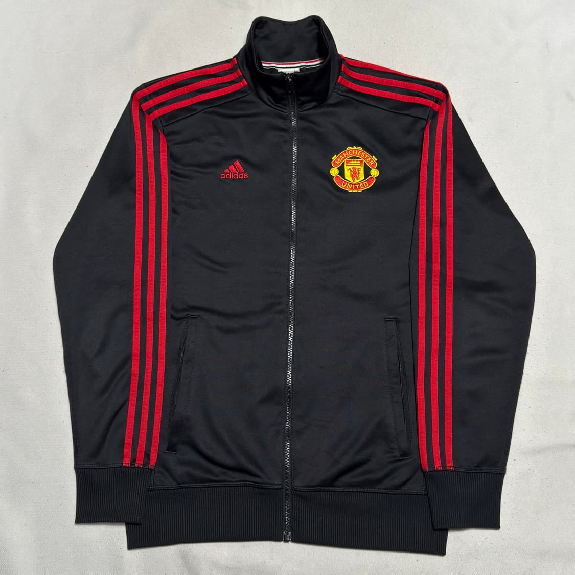 95 아디다스 맨체스터유나이티드 레드라인 블랙 트랙탑 상품이미지2