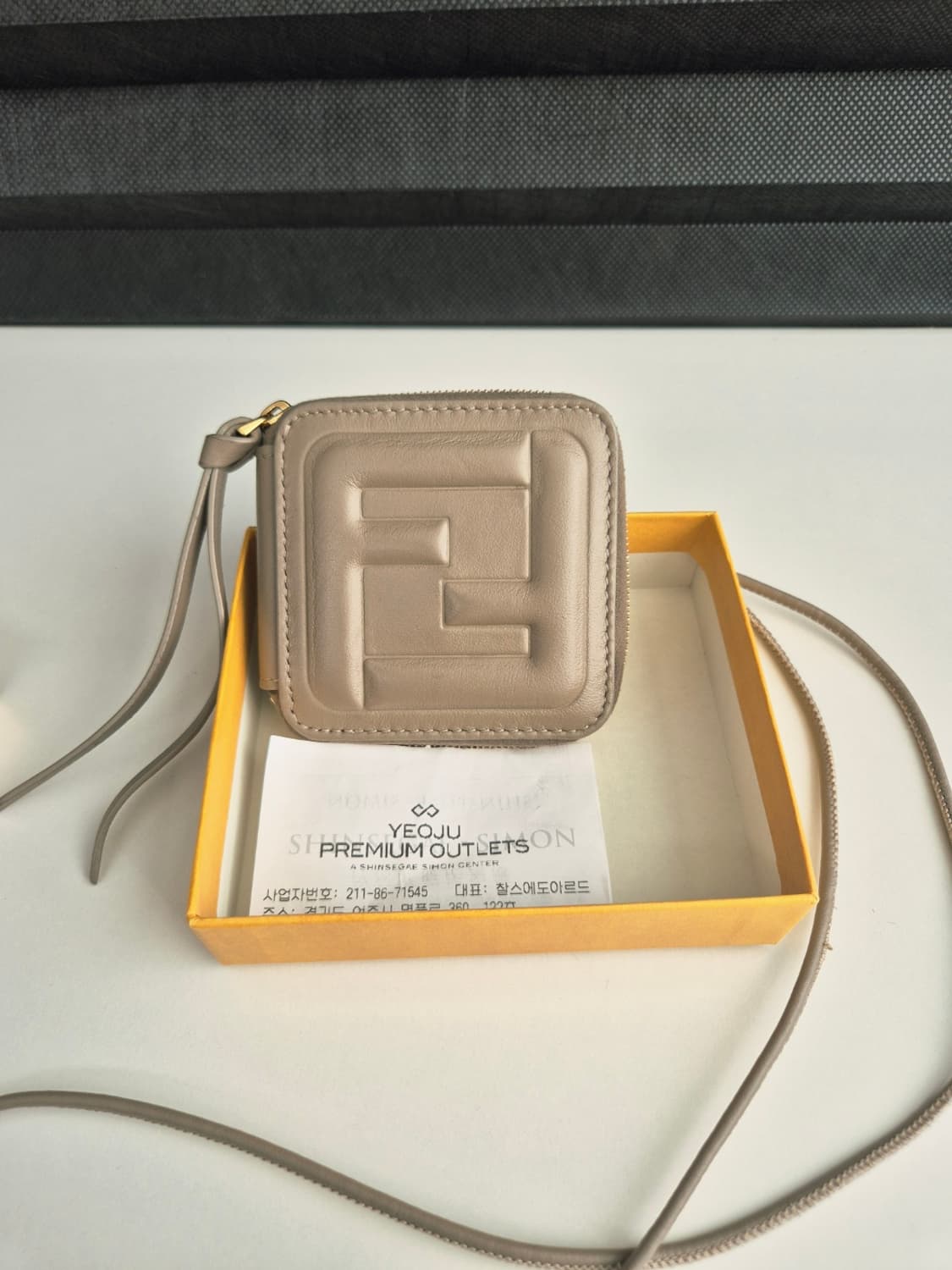 펜디 큐브 코인지갑 상품이미지4