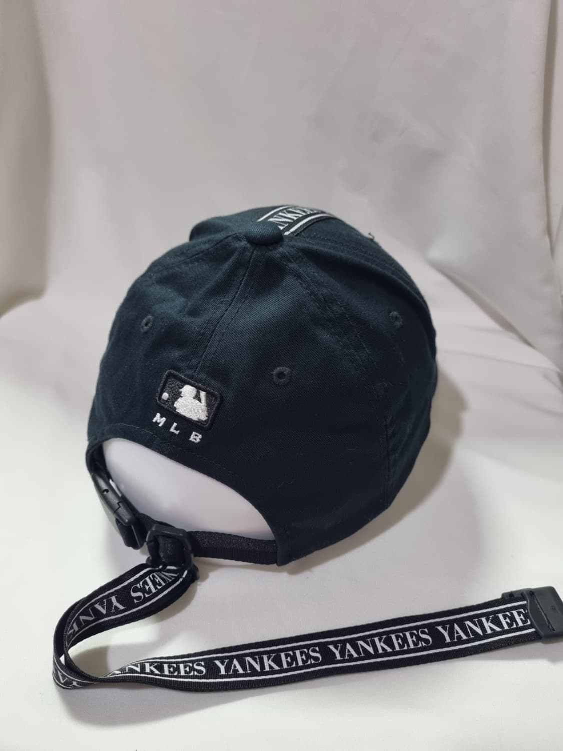 MLB 엠엘비 뉴욕 양키스 끈 스트랩 볼캡 블랙 상품이미지2