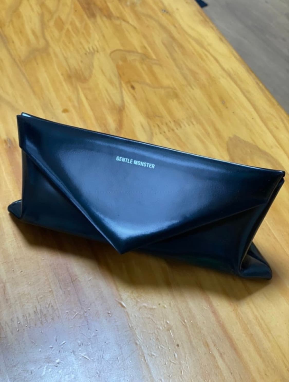 젠틀몬스터 선글라스 케이스 상품이미지1