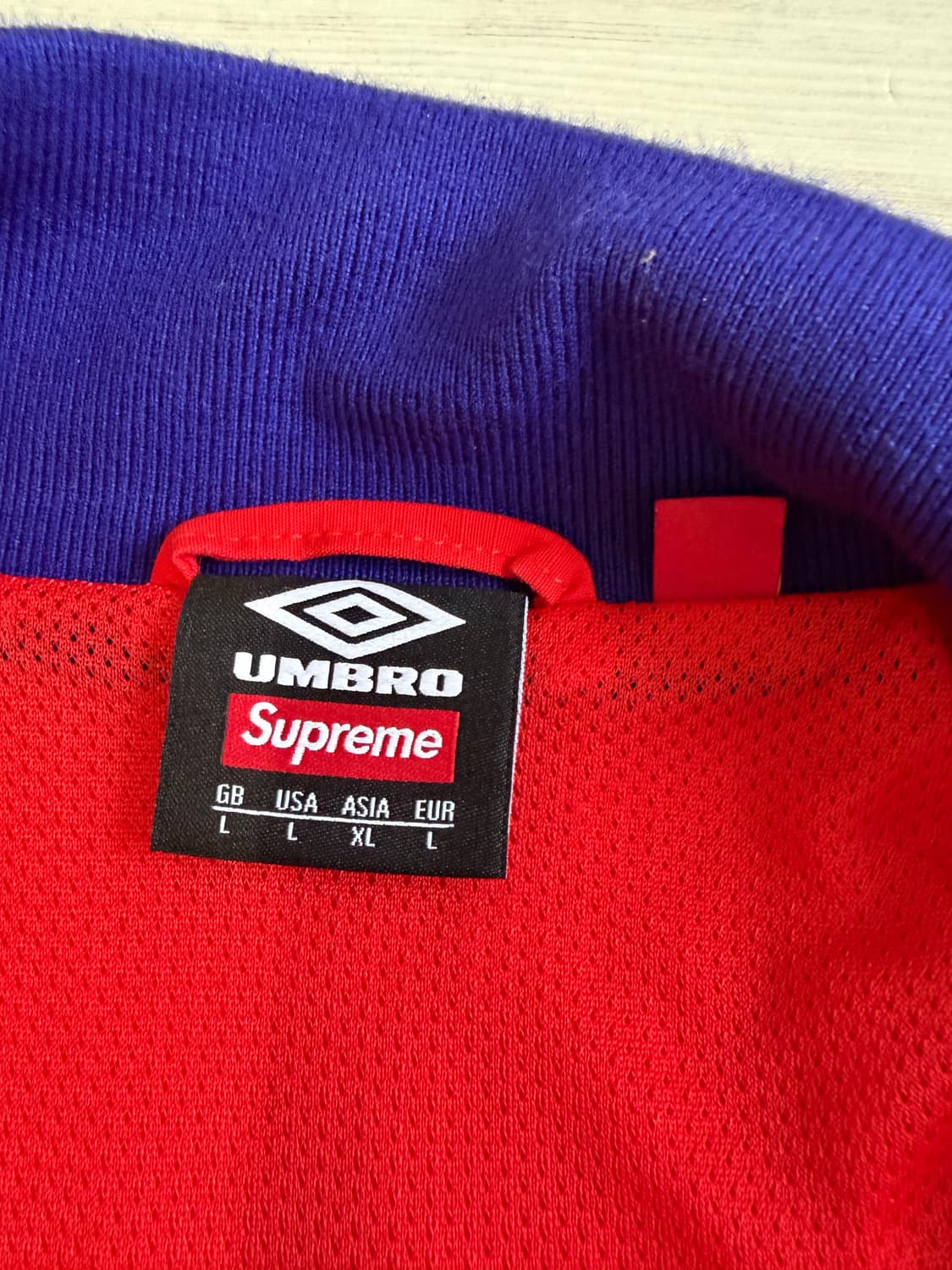 23fw 슈프림x엄브로 트랙자켓 레드 아시아XL 상품이미지5