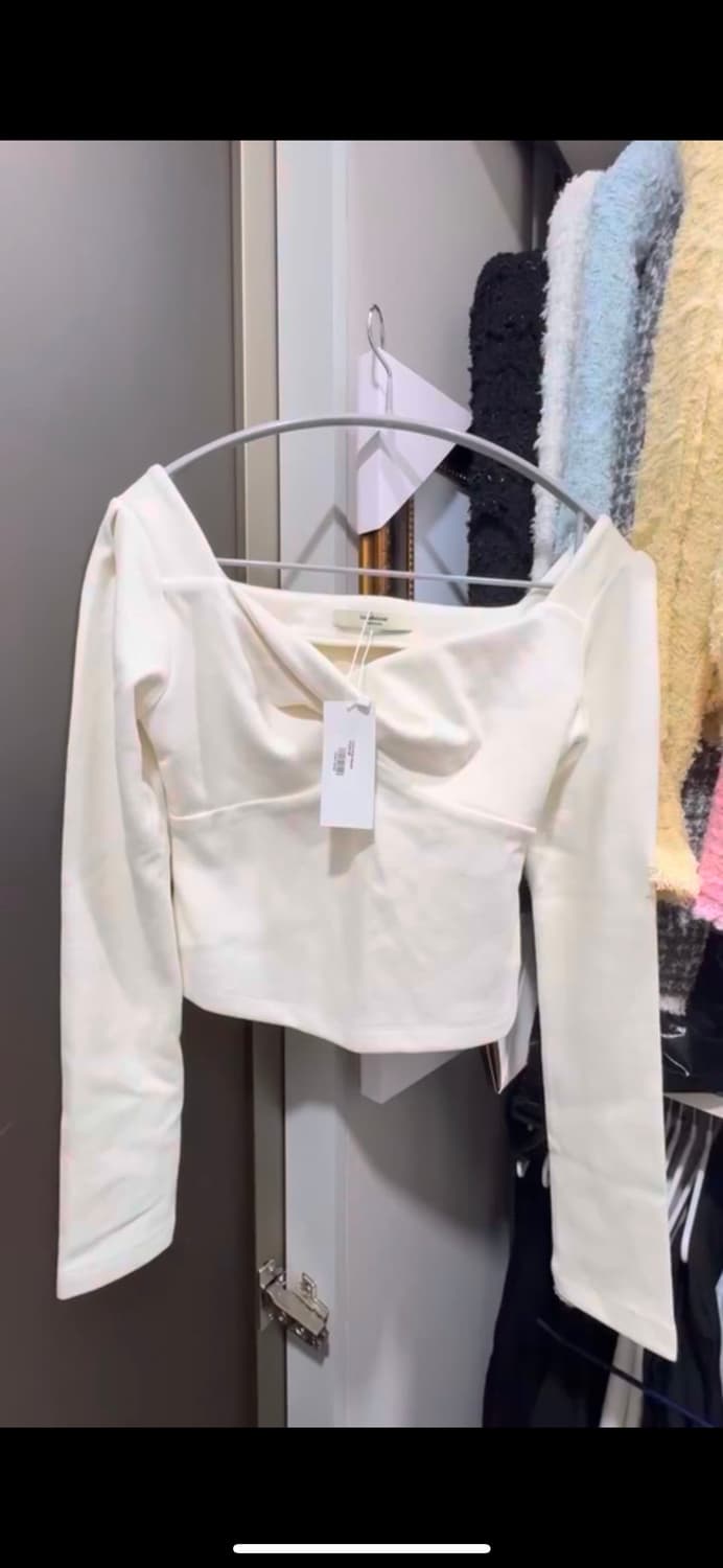 이바나헬싱키 블라우스 아이보리, 블랙 상품이미지6