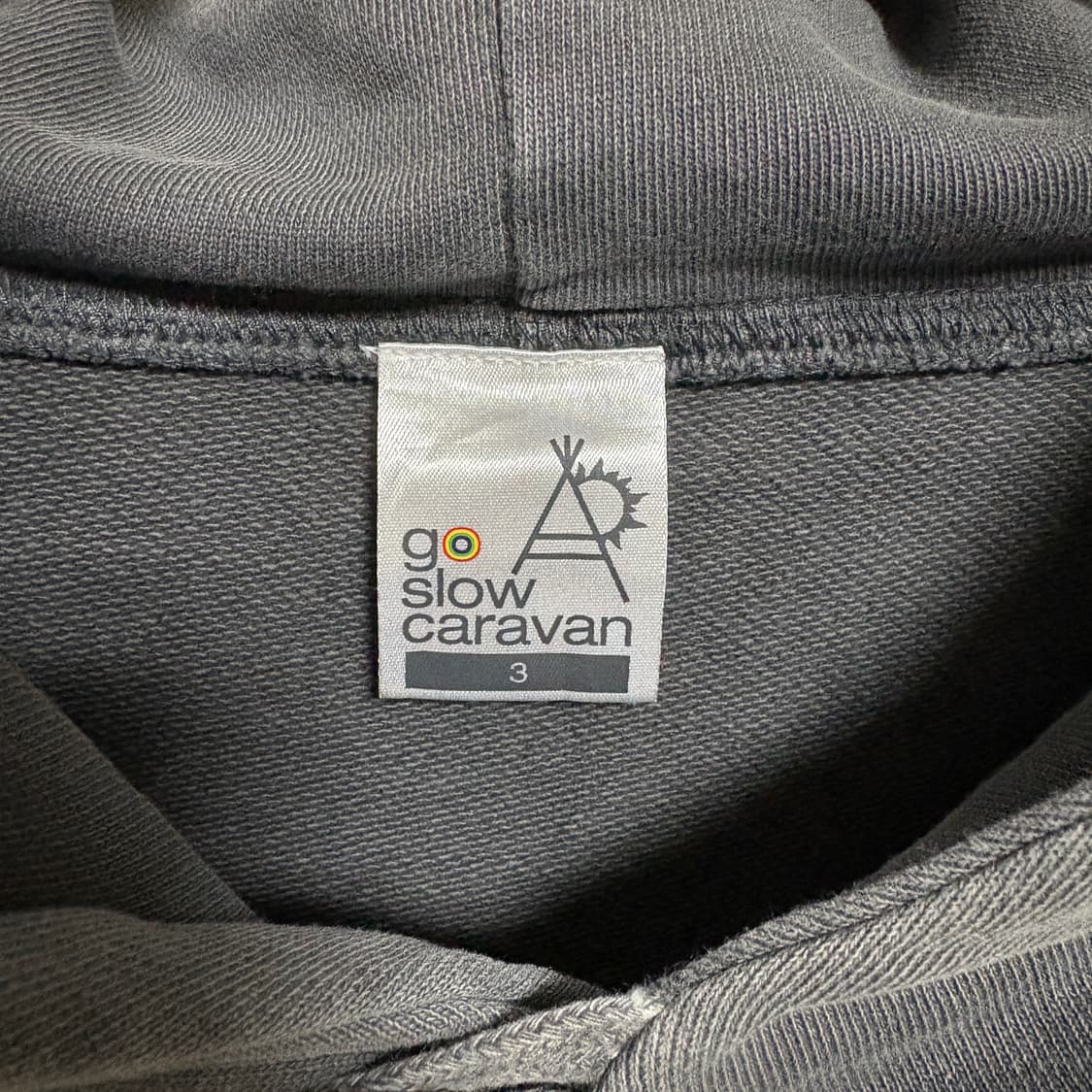 고슬로우카라반 빅후드 콘초 피그먼트 후드티 / 차콜, 3 상품이미지6