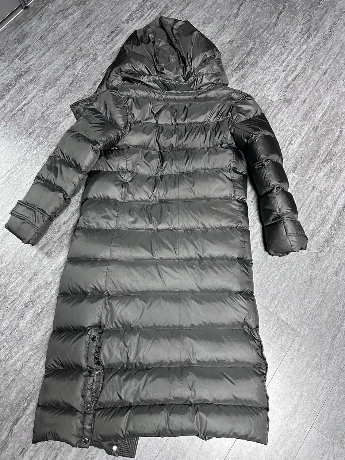 버버리 여성 롱패딩 M 블랙 상품이미지6