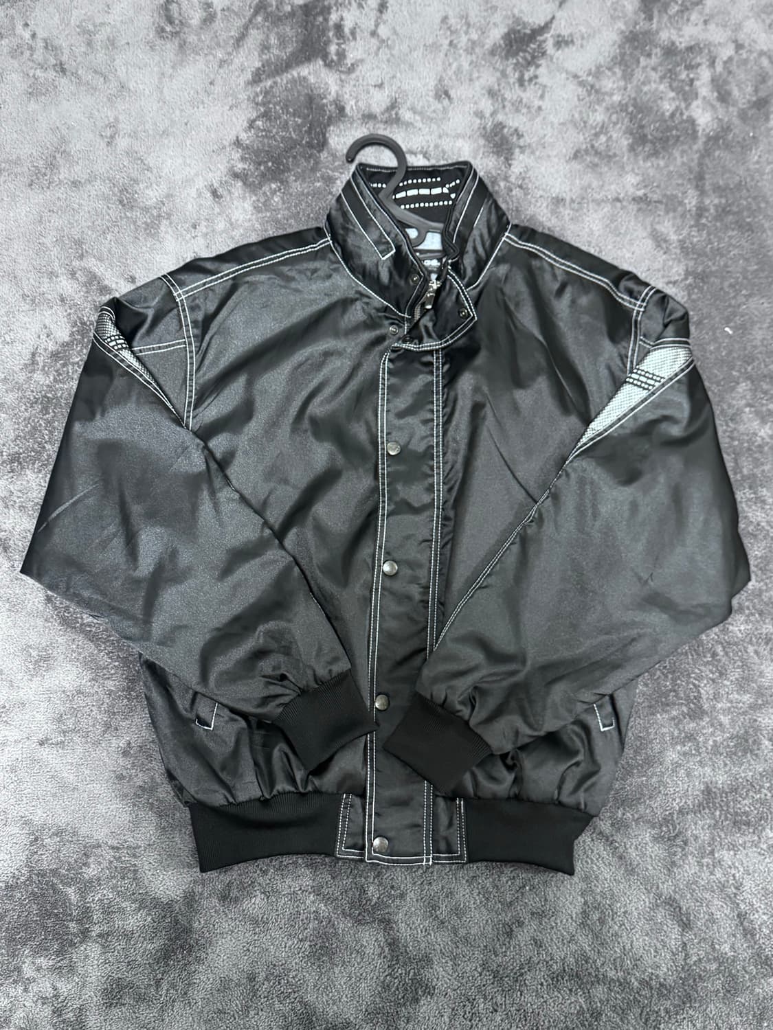 빈티지 유광 점퍼 상품이미지1