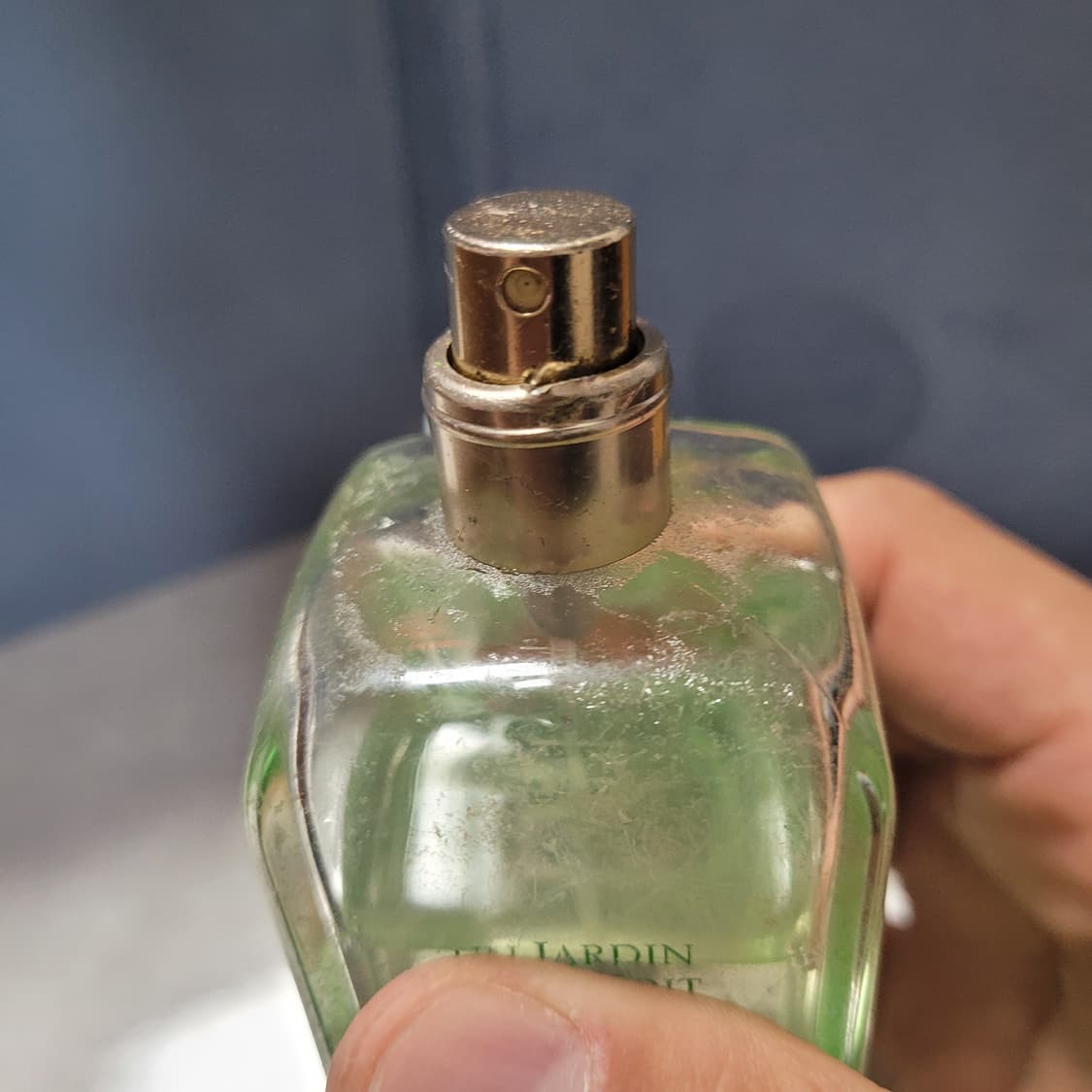 에르메스 운 자르뎅 수르뜨와 100ml (4)

 상품이미지7