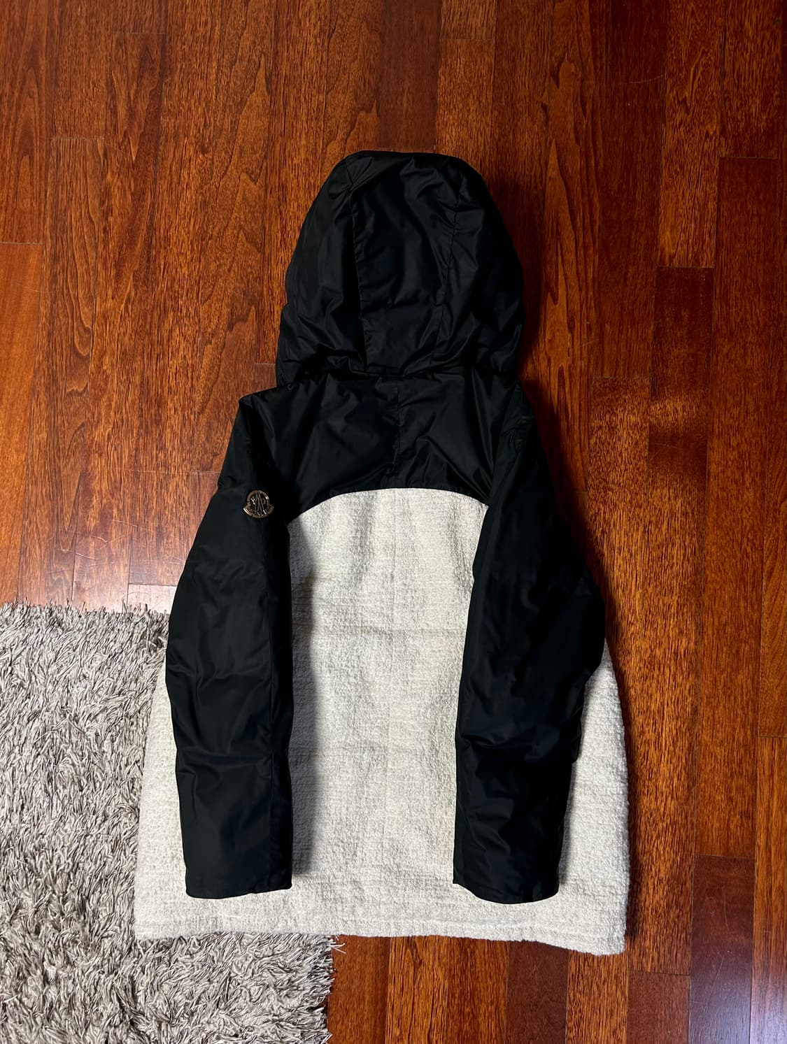 몽클레어 감마로즈 울 다운 패딩(1/66) 상품이미지7