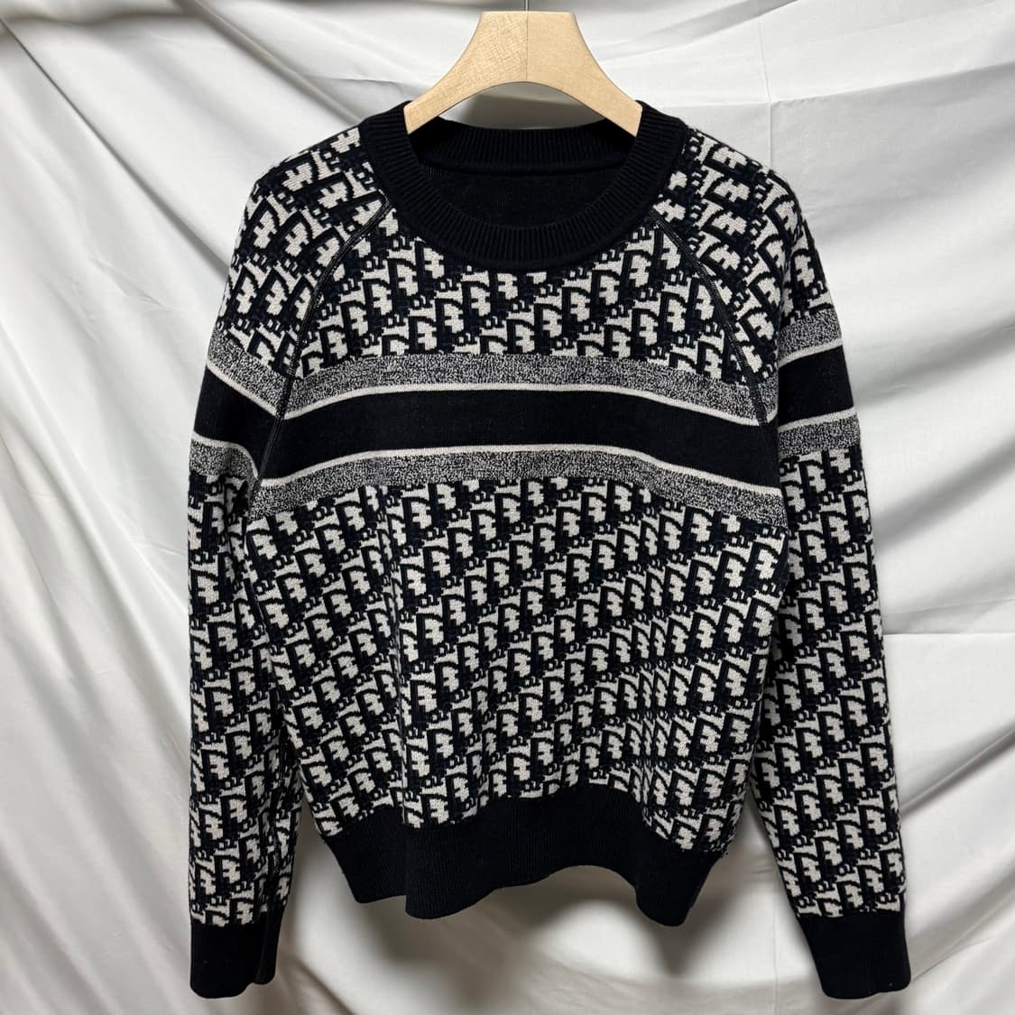 [S+급/34] 디올 리버서블 오블리크 크루넥 캐시미어 니트 상품이미지6