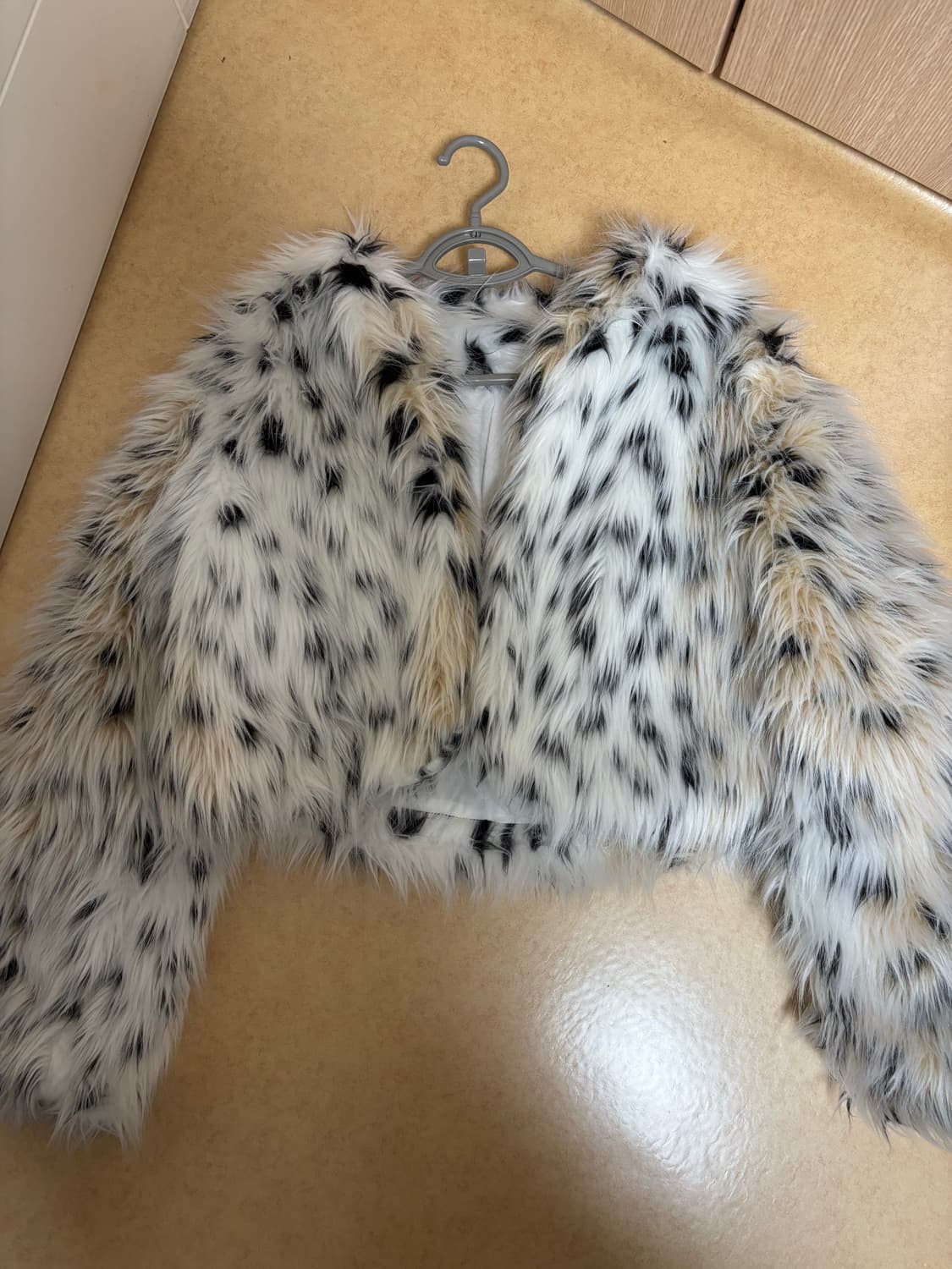 🖤 dot fur crop jacket 상품이미지1