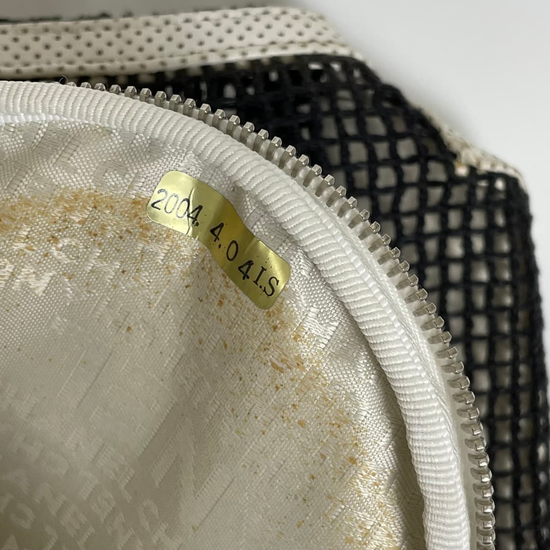 2004년도 Chanel 샤넬 테니스볼 메쉬 가방 상품이미지8