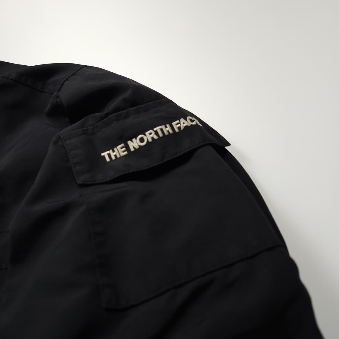 노스페이스 사이드 포켓 블랙 테크웨어 자켓 (XL) 상품이미지3