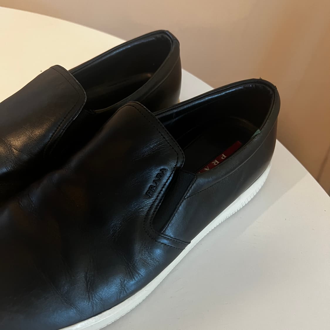 프라다 Downtown Slip-on Sneakers  상품이미지2