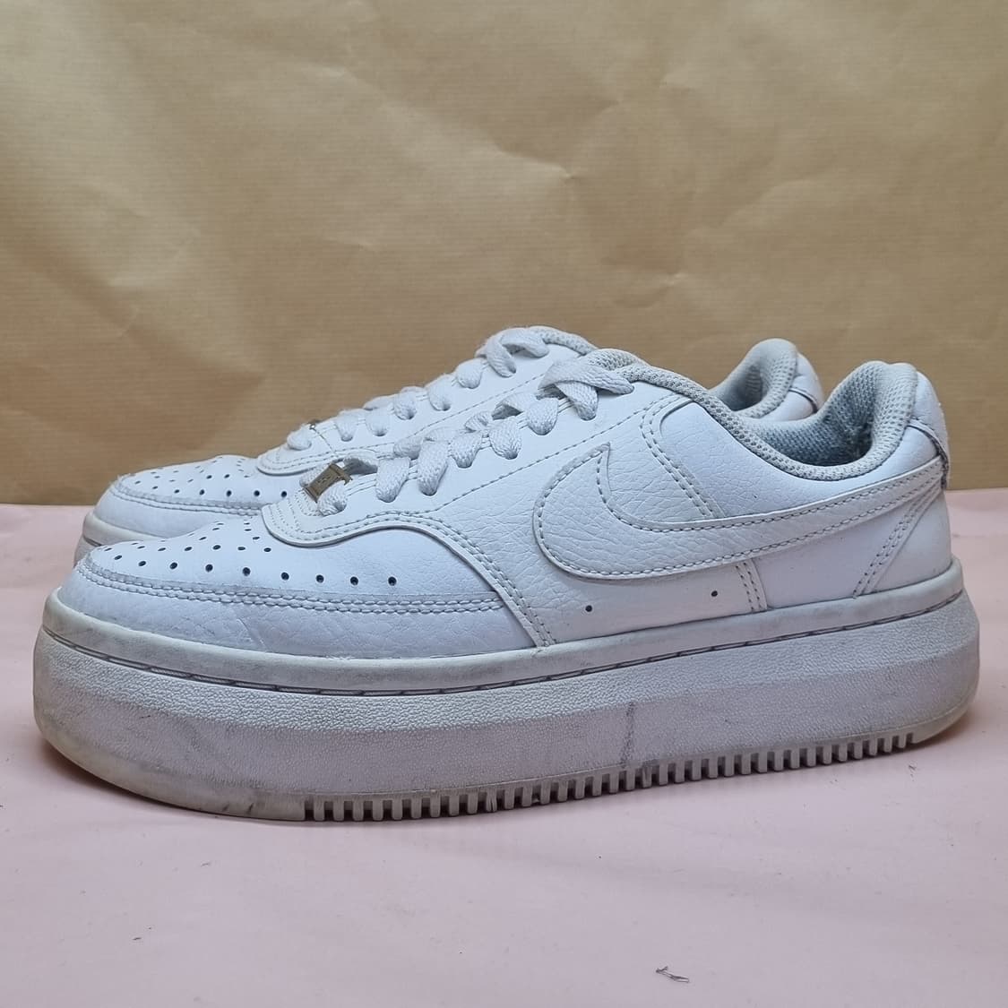 나이키 코트비전알타 여성운동화245 상품이미지1