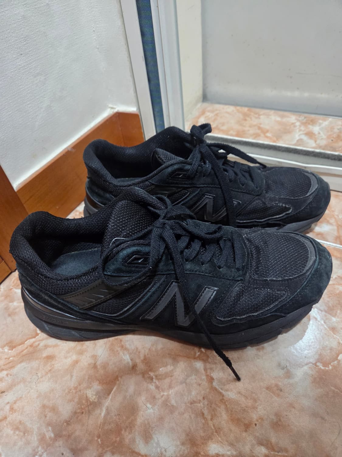 뉴발란스 990 v5 트리플 블랙 M990BB5 블랙 275mm 상품이미지3