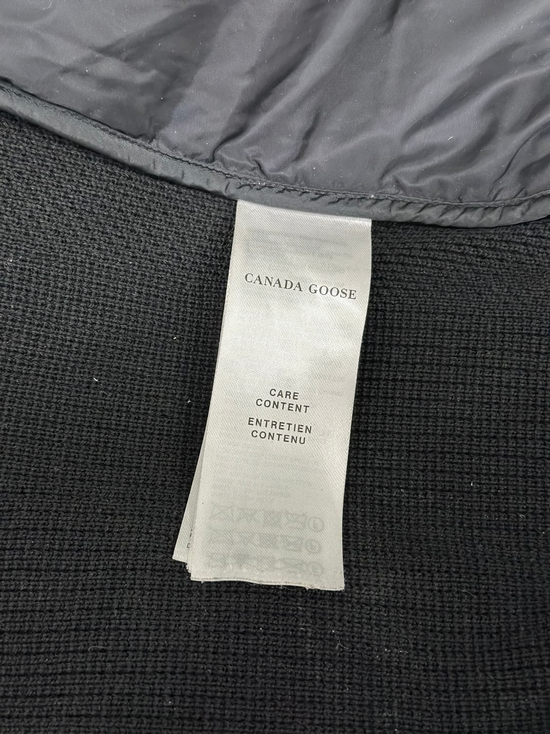 [정품] 캐나다구스 하이브릿지 니트패딩 블랙 사이즈 L  상품이미지6