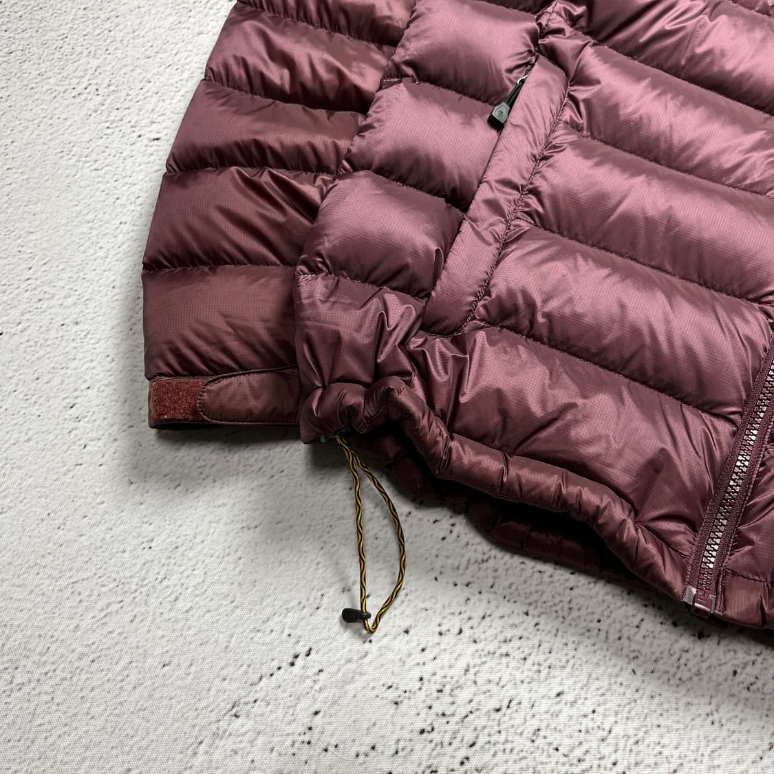 Mountain Hardwear Ghost Whisperer Down  상품이미지4