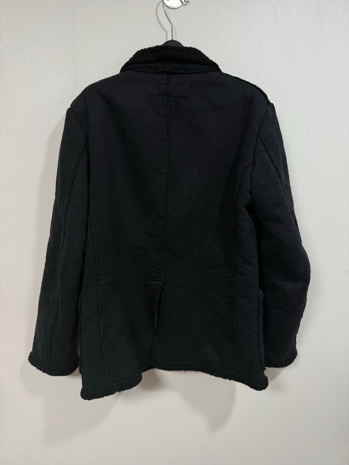 (착샷)꼼데가르송 옴므 로우컷 쉐어링 무스탕 자켓 상품이미지4