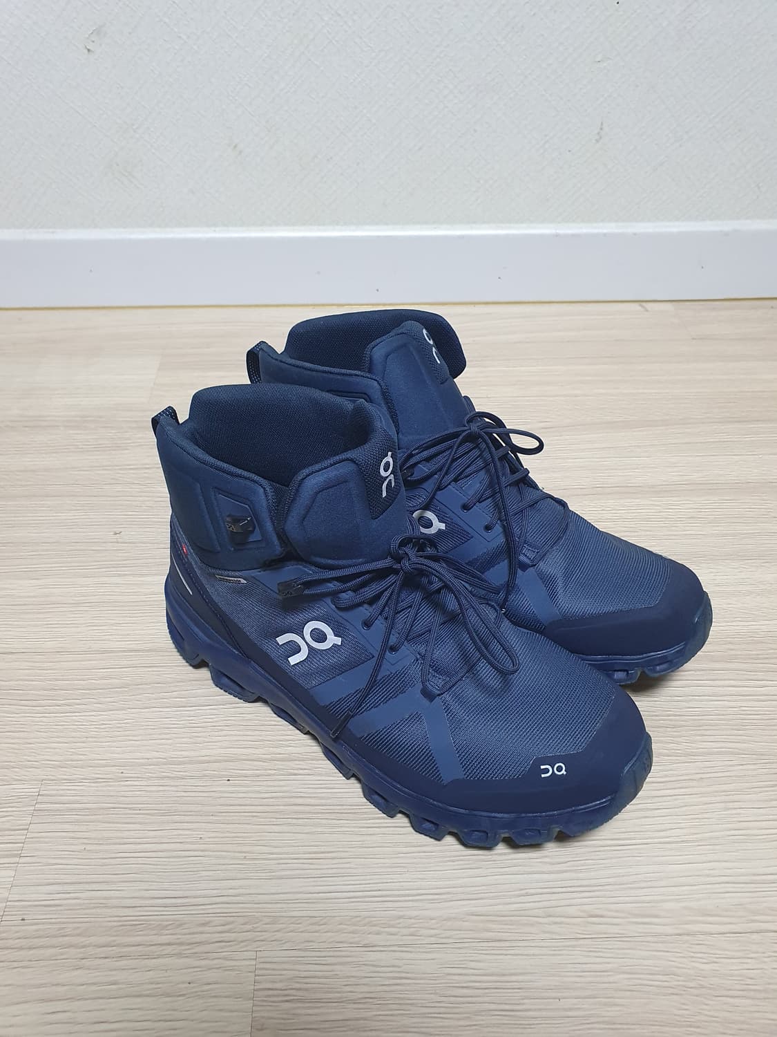 온러닝 클라우드락 하이킹 등산화 300~305 상품이미지2