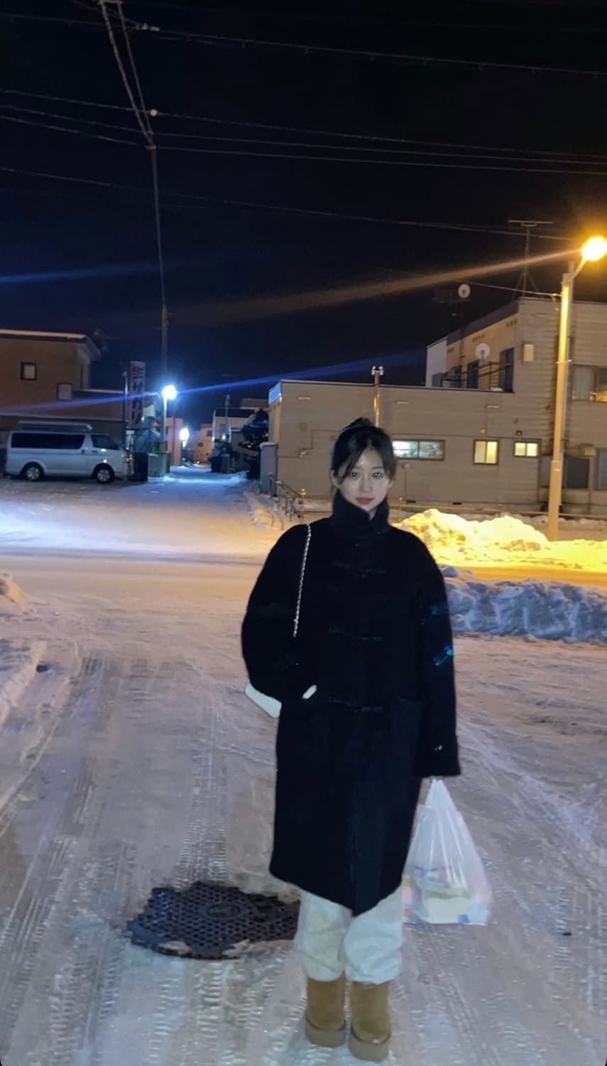 (1회착용) 윤슬샵 모헤어 더플코트 블랙네이비 상품이미지4