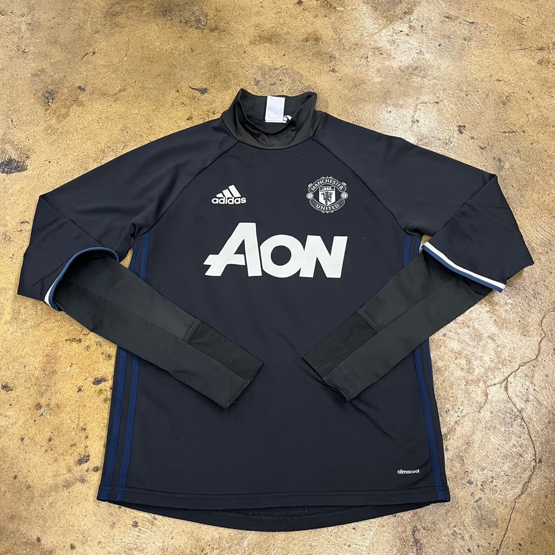 아디다스 맨유 블랙 레이어드 롱슬리브 95 상품이미지2