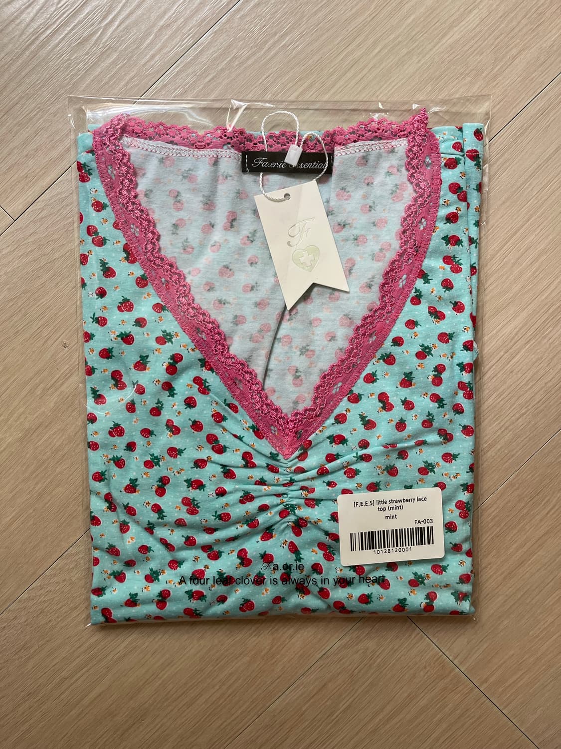 [새상품/당일배송] 샵페어리 스트로베리 레이스 탑 민트,샵페어리 티셔츠 상품이미지2
