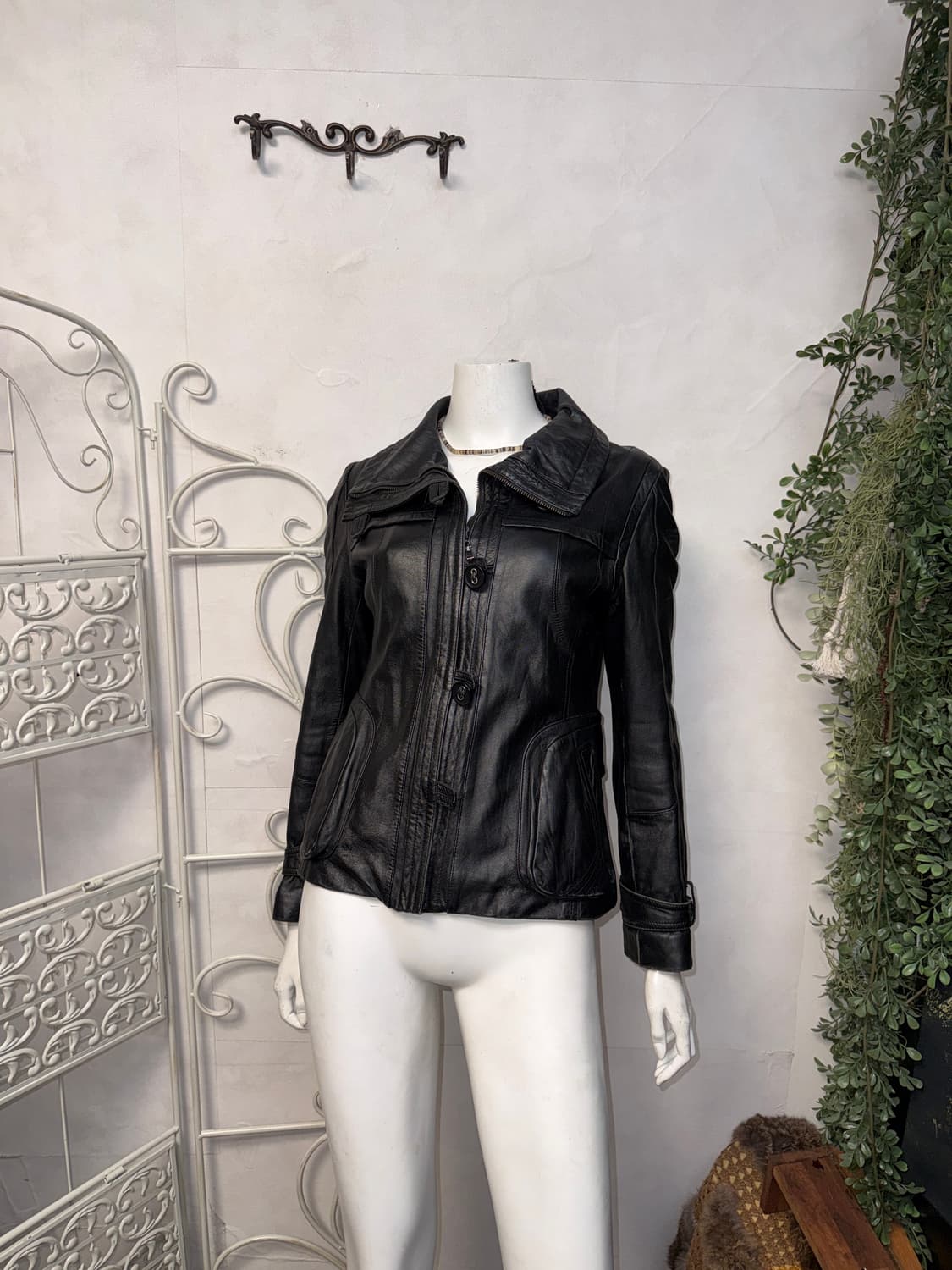 Black lamb skin high neck button jacket  상품이미지8