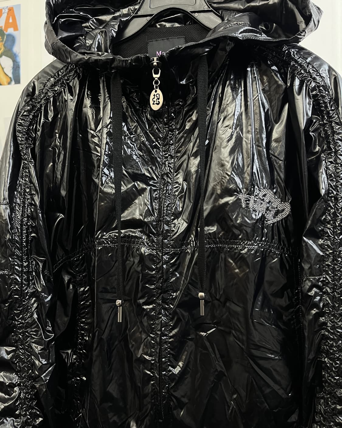 올드 빈티지 유광 글로시 바람막이 블랙 상품이미지6