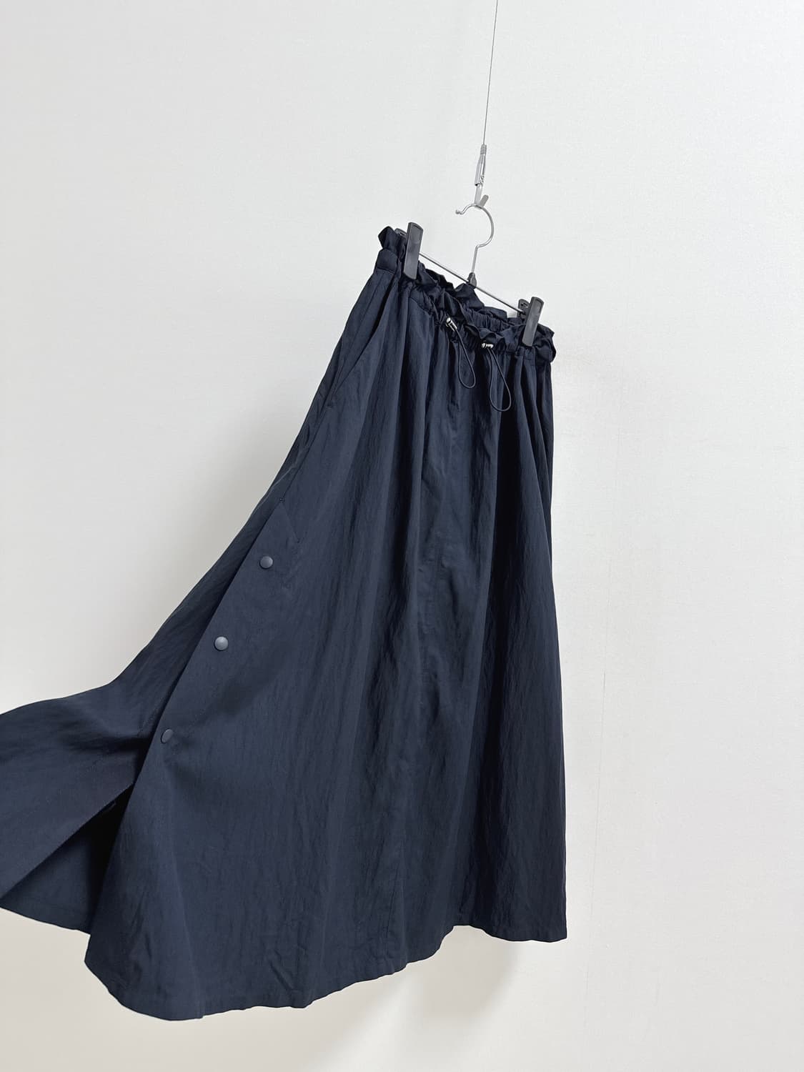 컴젠 네이비 스트링 스커트 상품이미지3