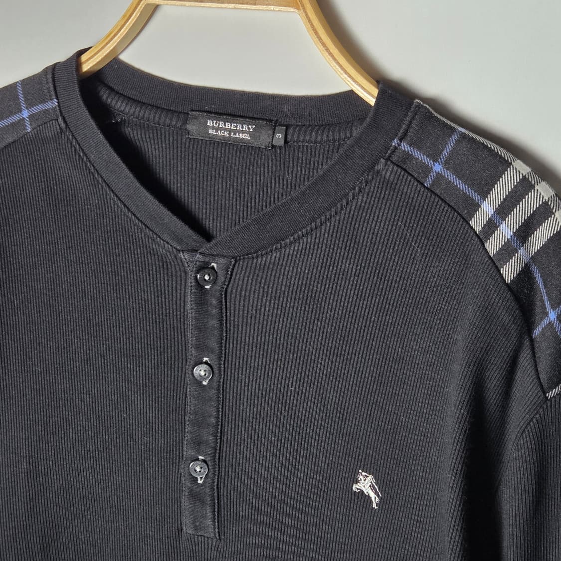 [Burberry] 버버리 블랙라벨 헨리넥 롱슬리브 상품이미지3
