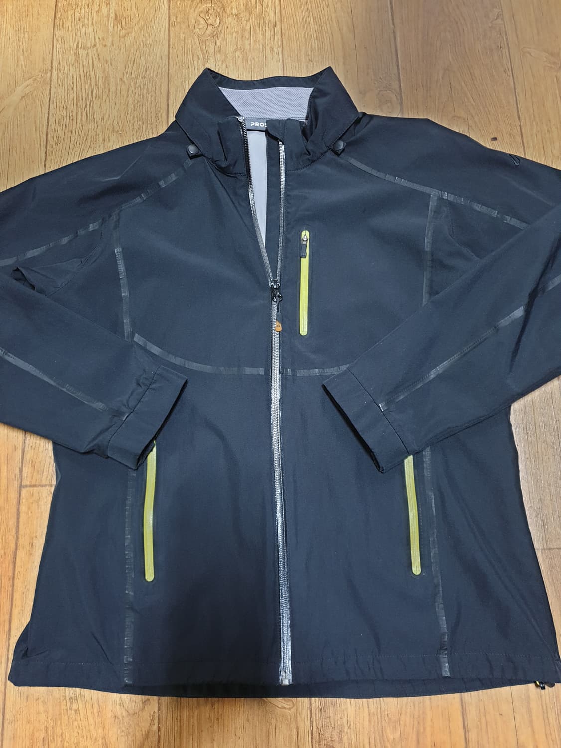 1020 프로스펙스 바람막이 집업 100 사이즈입니다 상품이미지2