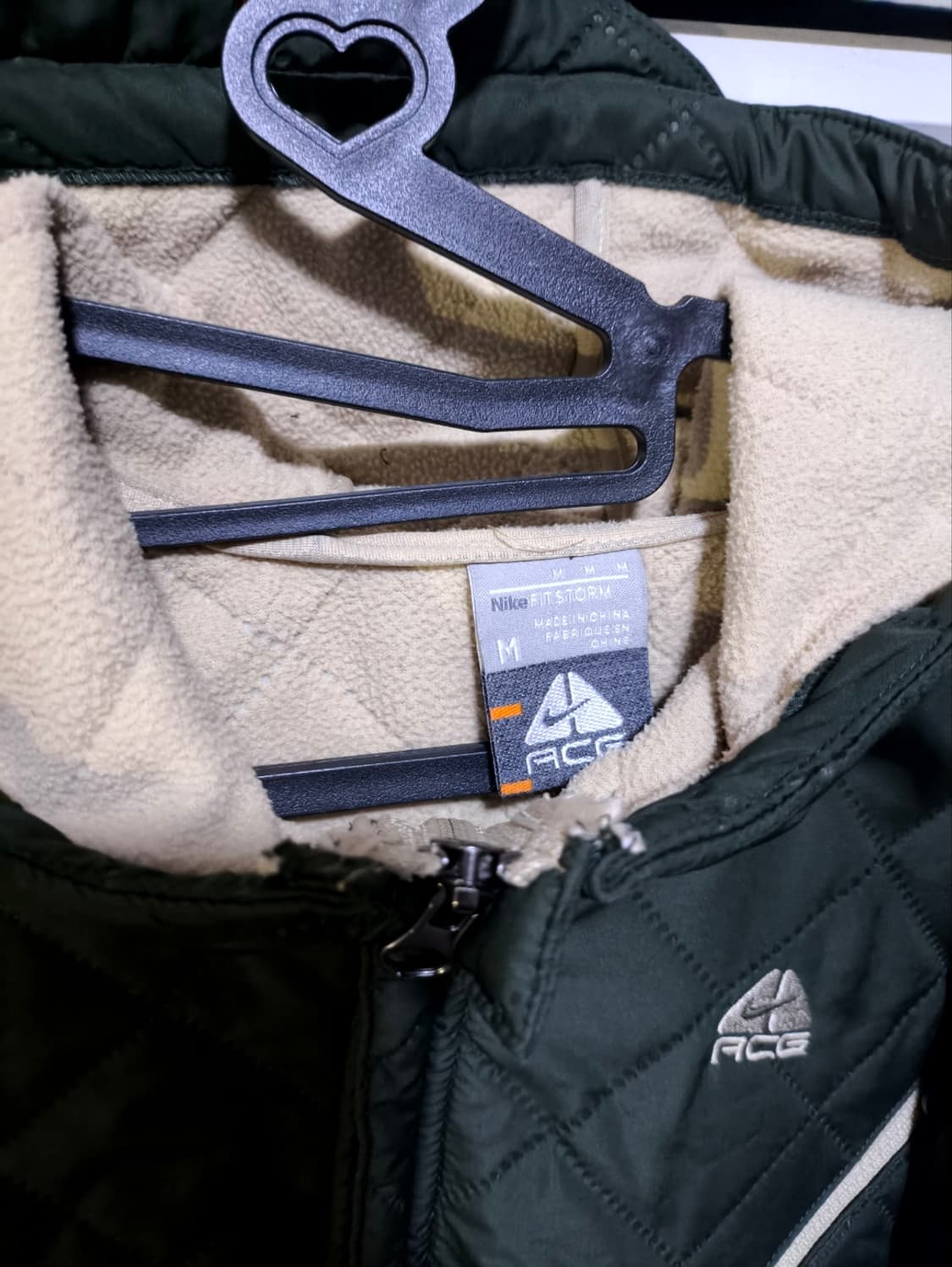 100 나이키 ACG 딥그린 퀼팅후드 유틸리티 상품이미지2