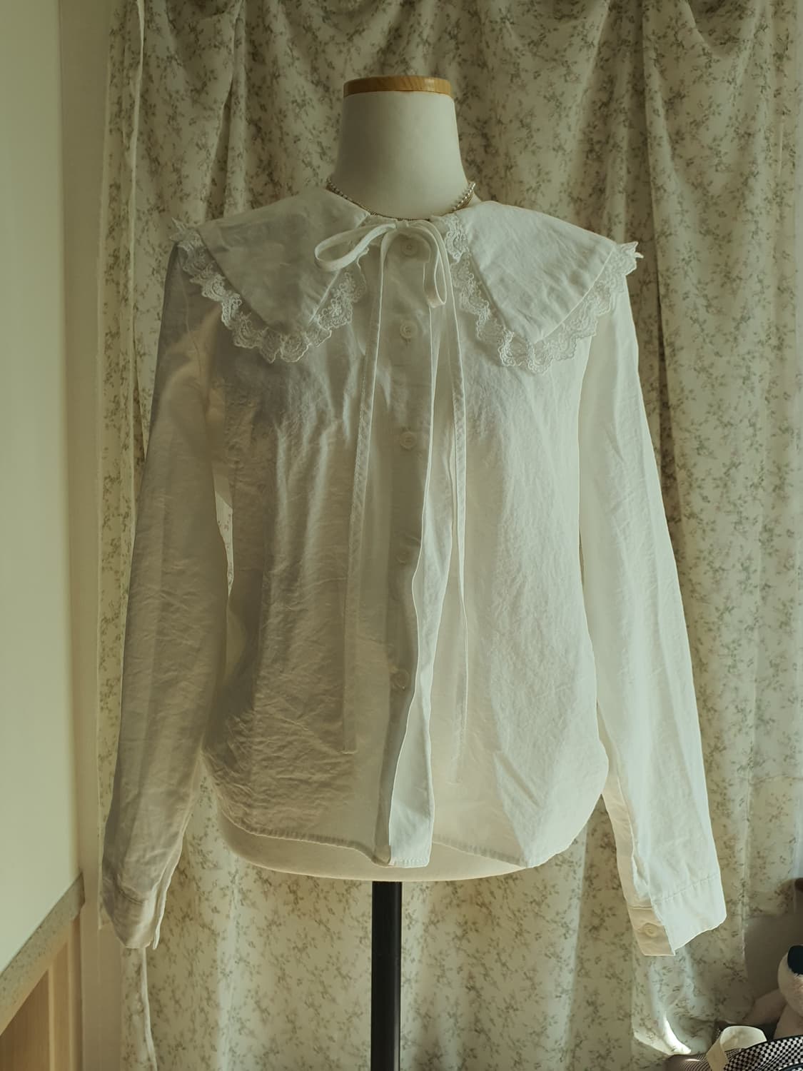 [지뢰계] 레이스 카라 화이트 블라우스 상품이미지2