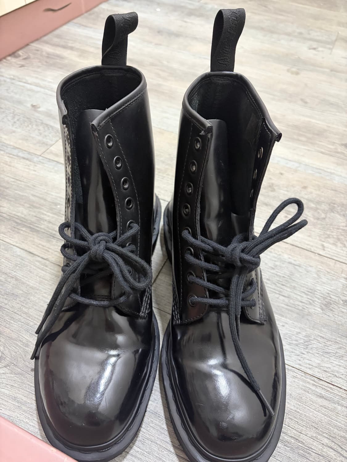 닥터마틴 1460모노 블랙 8홀 부츠 280 상품이미지2