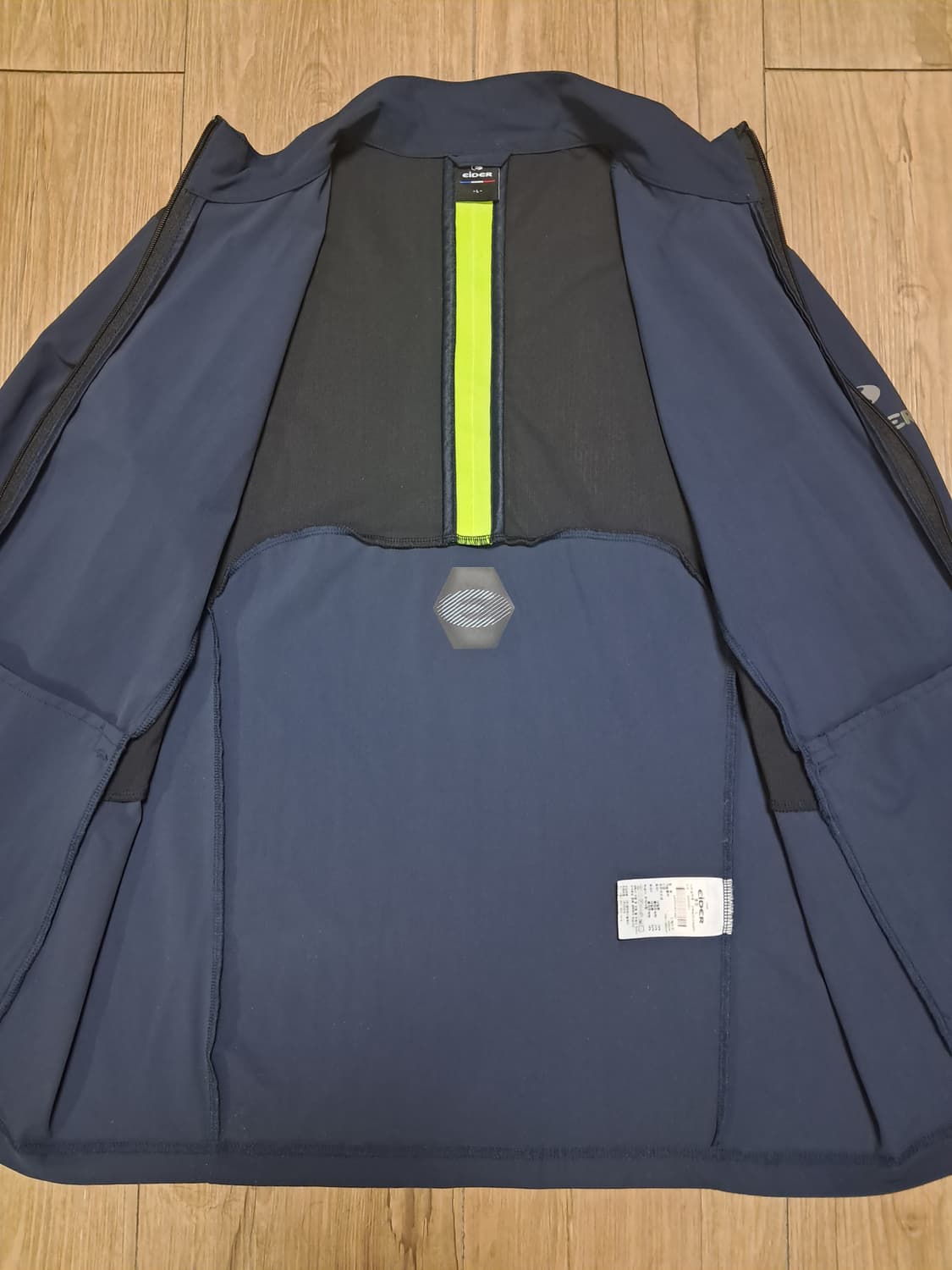 아이더 런닝집업 남성L 상품이미지6