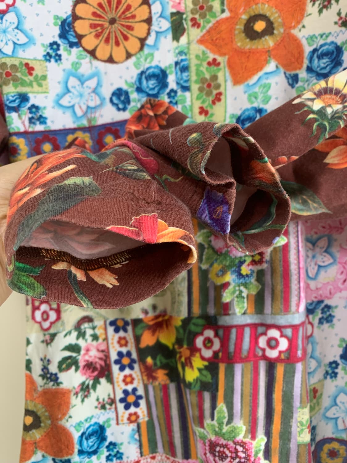 오일릴리 긴소매 티셔츠 상품이미지3