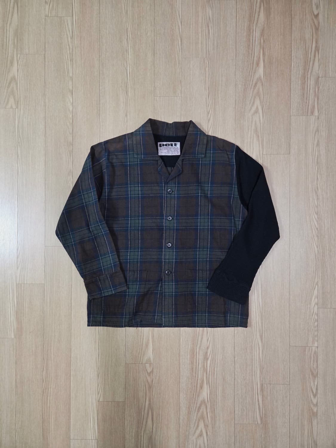 pett japan 배색 니트 비대칭 슬리브 워크 재킷 상품이미지1