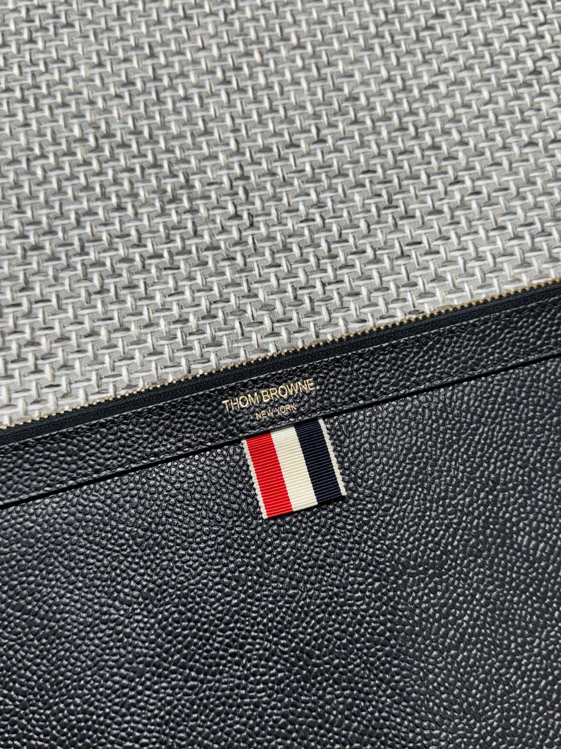 톰브라운 클러치 L 상품이미지8