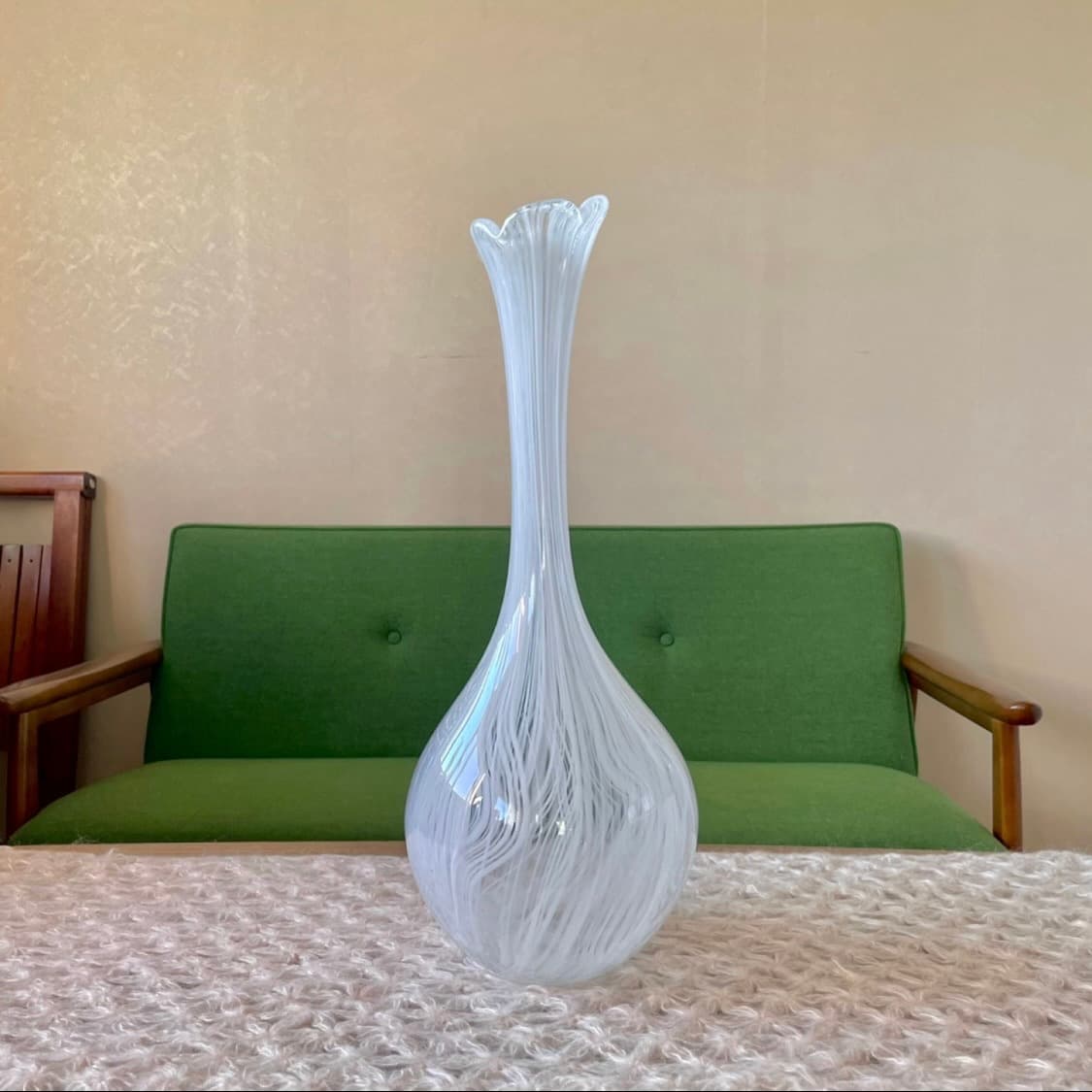 [빈티지 화병] 빈티지 화이트 블로운 글라스 화병 상품이미지3