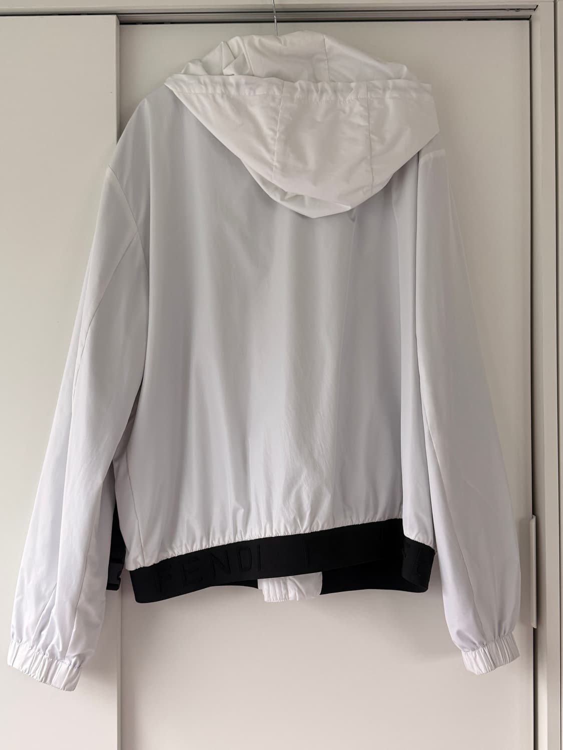 Fendi 펜디 바람막이 105사이즈 상품이미지2