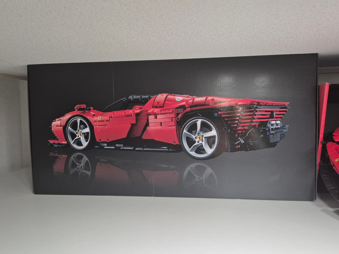 레고 테크닉 1:8 시리즈 42143 페라리 데이토나 상품이미지2