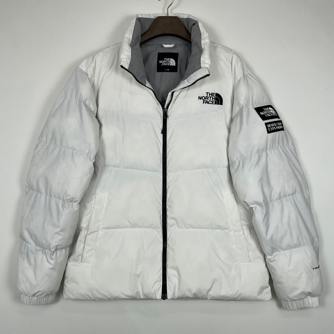 노스페이스 화이트 패딩 상품이미지1