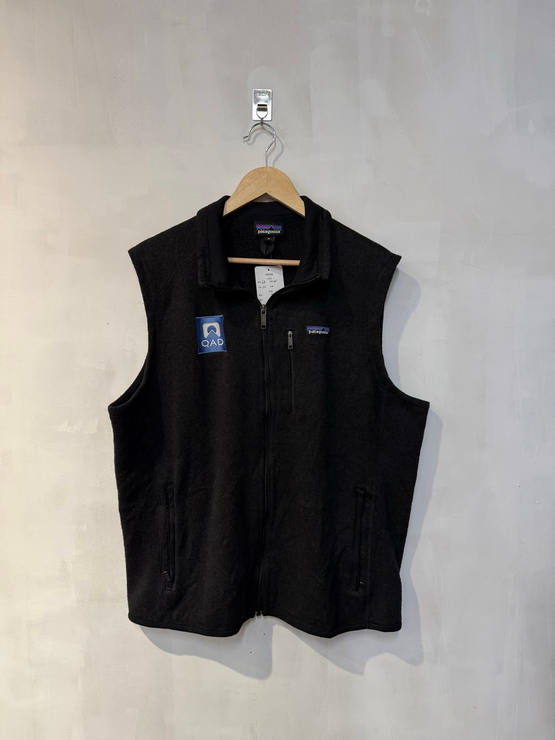 파타고니아 블랙 플리스 조끼 상품이미지1