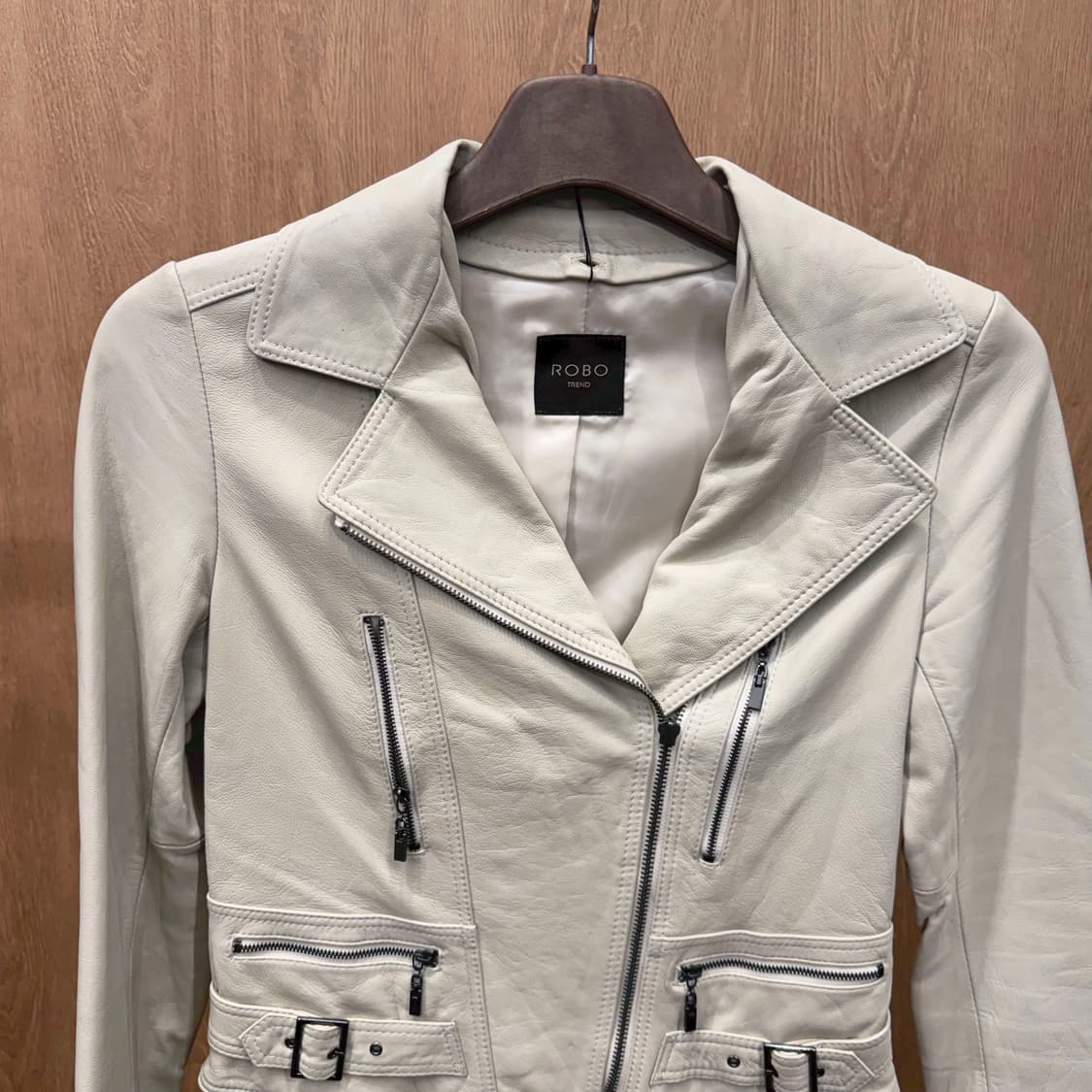 빈티지 슬림핏 레더 라이더 자켓 허리 스트랩 버클 지퍼 디테일 아이보리 상품이미지4