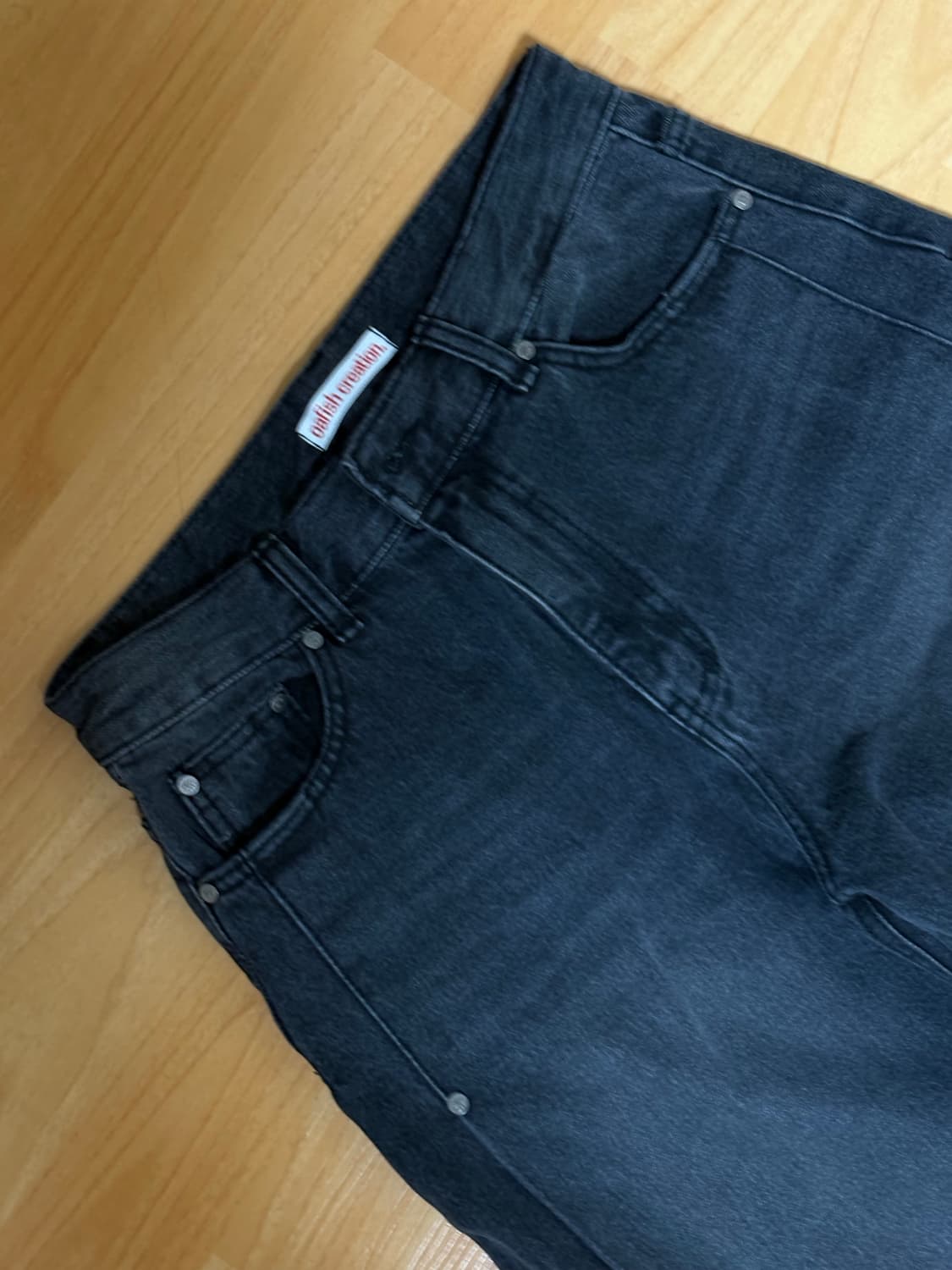 오피쉬 SIDE TUCK DENIM PANTS 블랙 상품이미지3