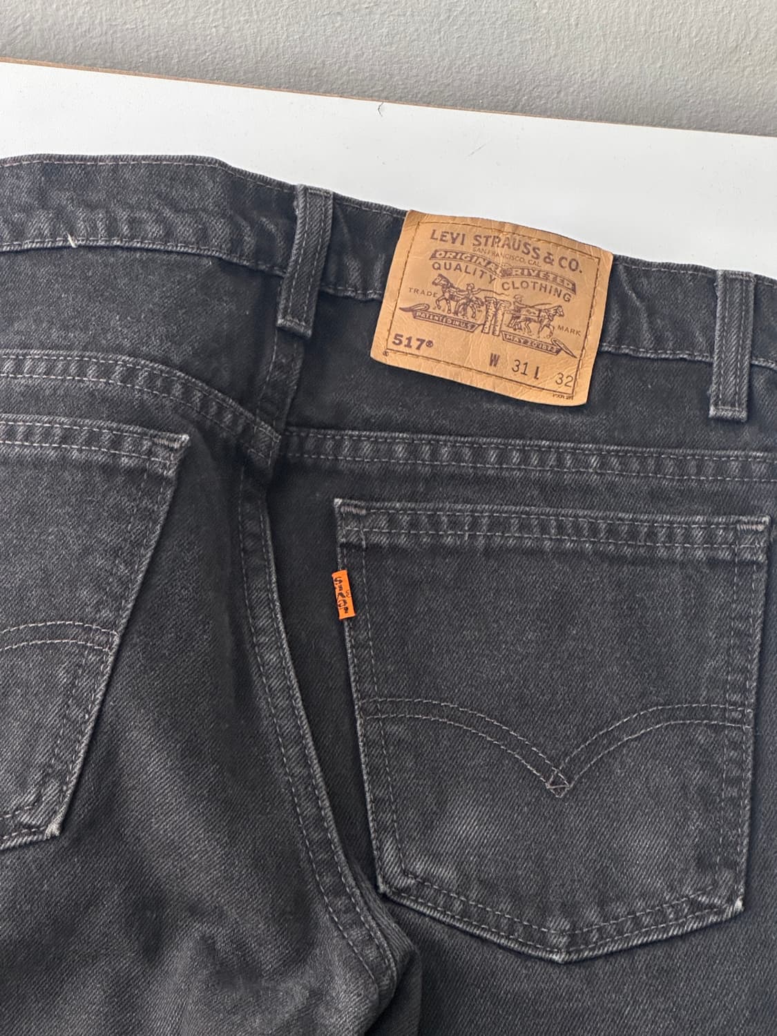 Levi’s 90’s 517 흑청 오렌지탭 데님팬츠 상품이미지4
