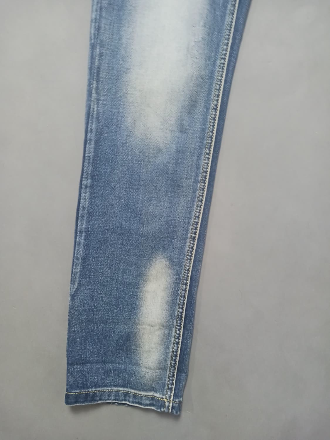 [32] 돌체앤가바나 자수 래더패치 스트레이트진 청바지 상품이미지3